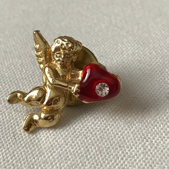 Vintage Guardian Angel/Cherub w/Red Enamel Heart & Faux Diamond Lapel Pin - Picture 2 of 5